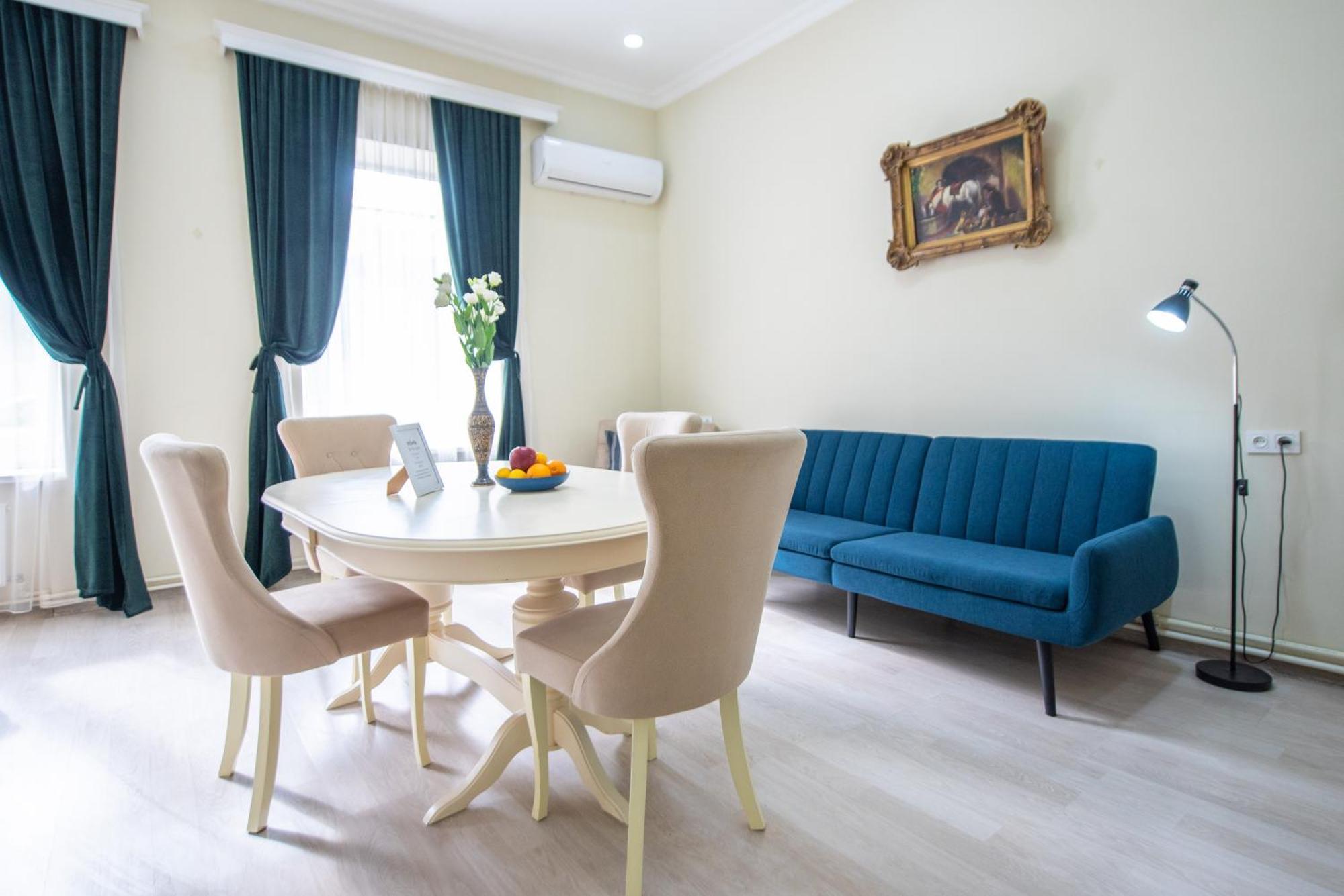 Old Town-Booking Apartment Τυφλίδα Εξωτερικό φωτογραφία