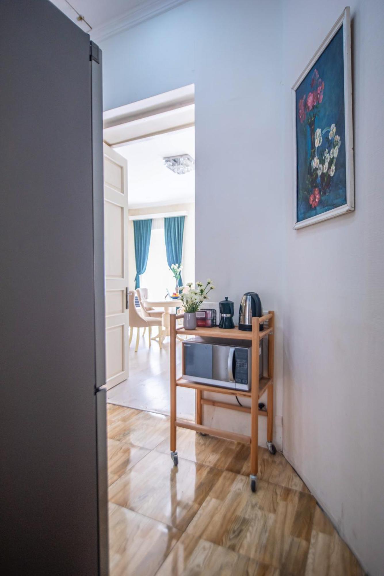 Old Town-Booking Apartment Τυφλίδα Εξωτερικό φωτογραφία